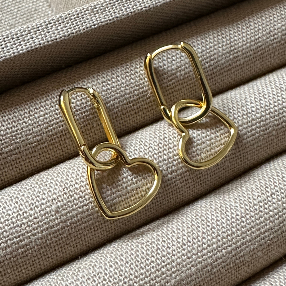 U-Link Heart Earrings - Gold