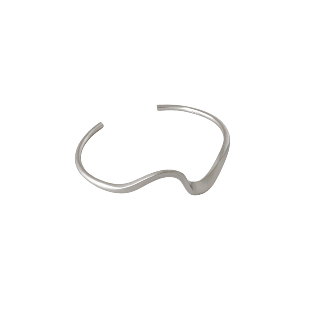 
            
                Load image into Gallery viewer, Wave Stackable Bangle | Silver
            
        