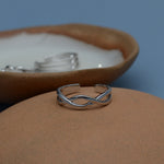 Infinity wave Toe Ring