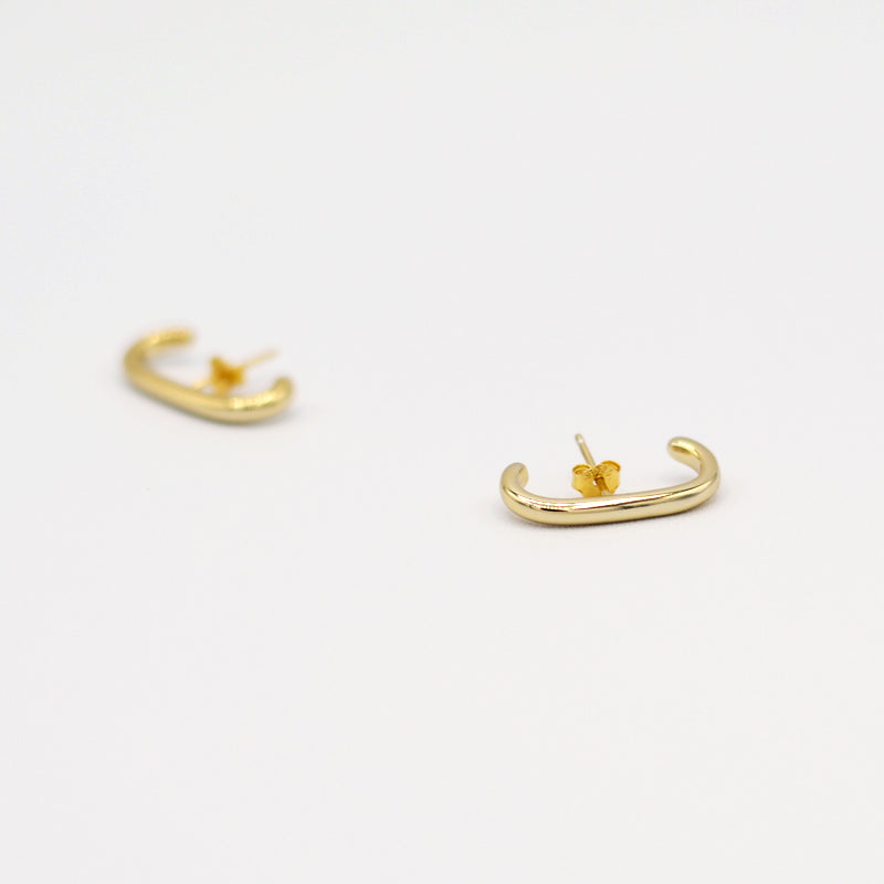 Hook Earrings | Gold