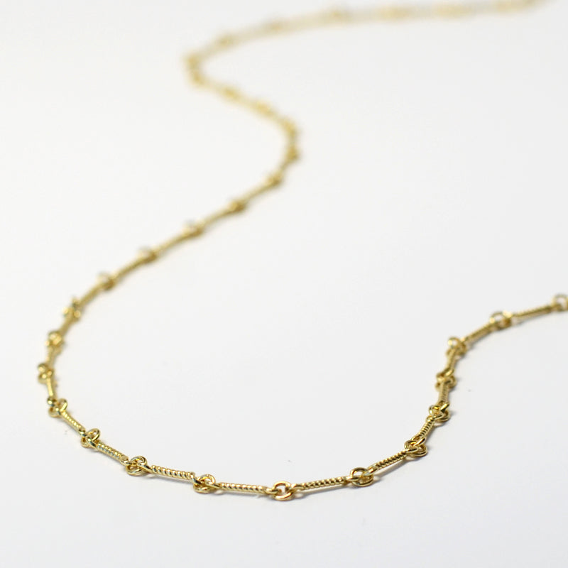 Twist link Necklace | Gold