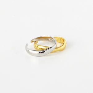 
            
                Load image into Gallery viewer, Ripple Wave Ring | Gold
            
        