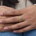 Linked Band Ring - Gold
